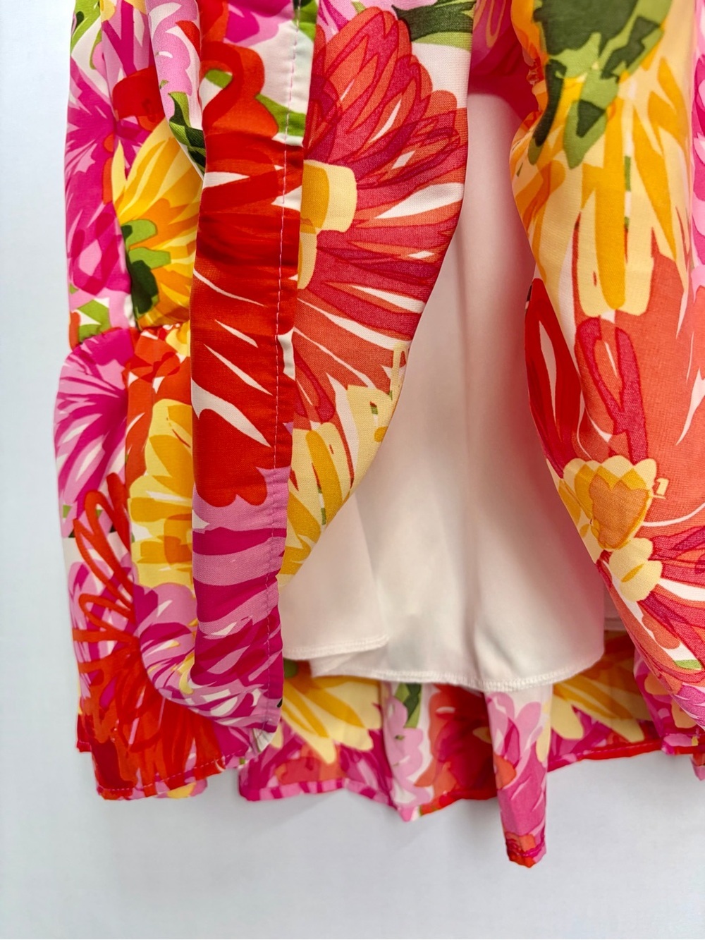 Ces Femme Womens M Bright Floral Dress Flutter Sleeve Tiered Resort - Picture 7 of 15